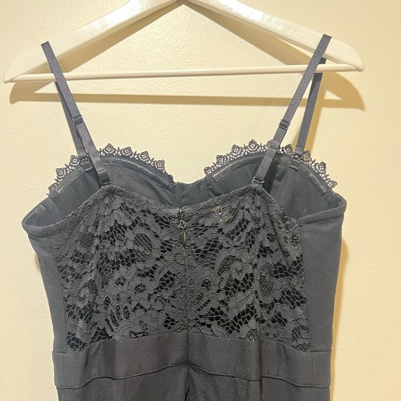 BEBE Asymmetrical Hem Black Lace Mini Dress removable straps Size Medium - Picture 6 of 11